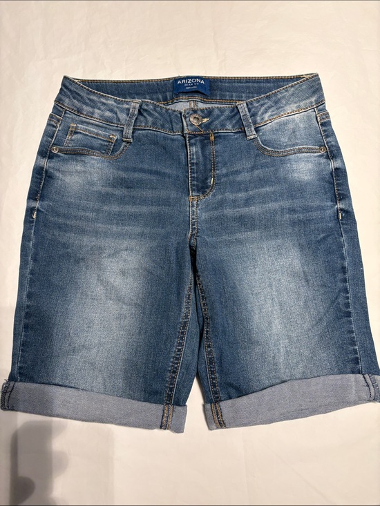Arizona Jean Company Other - EUC Sz 12 girls Arizona Jean Company Blue Rolled-Cuff Denim Bermuda Shorts